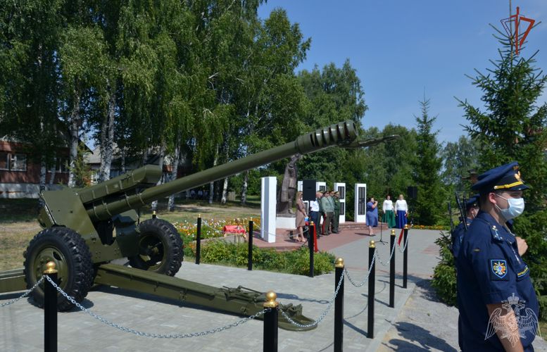 Представители Росгвардии приняли участие в открытии обновленного мемориала воинской славы в Тамбовской области