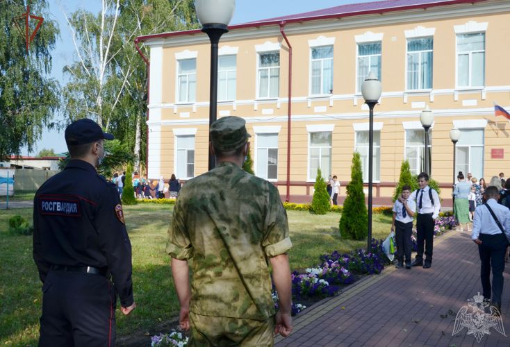 В Тамбове росгвардейцы обеспечили правопорядок в День знаний