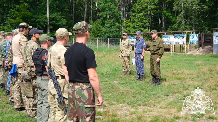 Росгвардейцы приняли участие в соревнованиях по стрельбе из автомата Калашникова в Тамбовской области