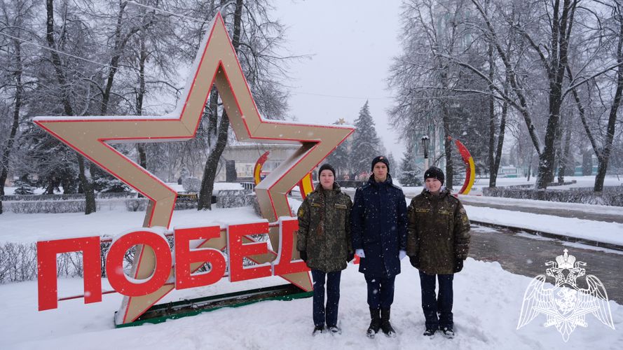 Росгвардейцы и воспитанники военно-патриотических клубов в Тамбове записали видеопоздравление ко Дню защитника Отечества