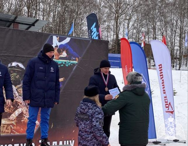 Офицер тамбовского СОБР стал бронзовым призером чемпионата Центрального округа Росгвардии по служебному двоеборью и лыжным гонкам