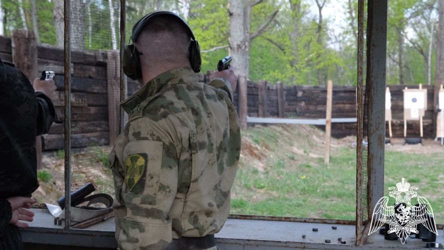 Росгвардеец завоевал призовое место в соревнованиях по стрельбе из пистолета Макарова в Тамбове