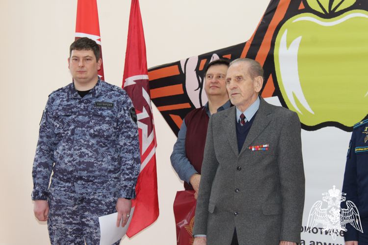 Росгвардейцы приняли участие в военно-спортивных сборах в Мичуринске
