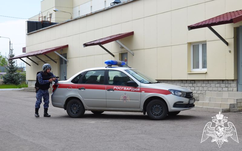 Соревнования на звание лучших по профессии среди сотрудников вневедомственной охраны в Тамбове