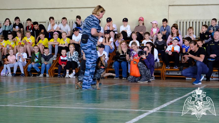 Дети тамбовских росгвардейцев приняли участие в празднике в честь Международного дня защиты детей