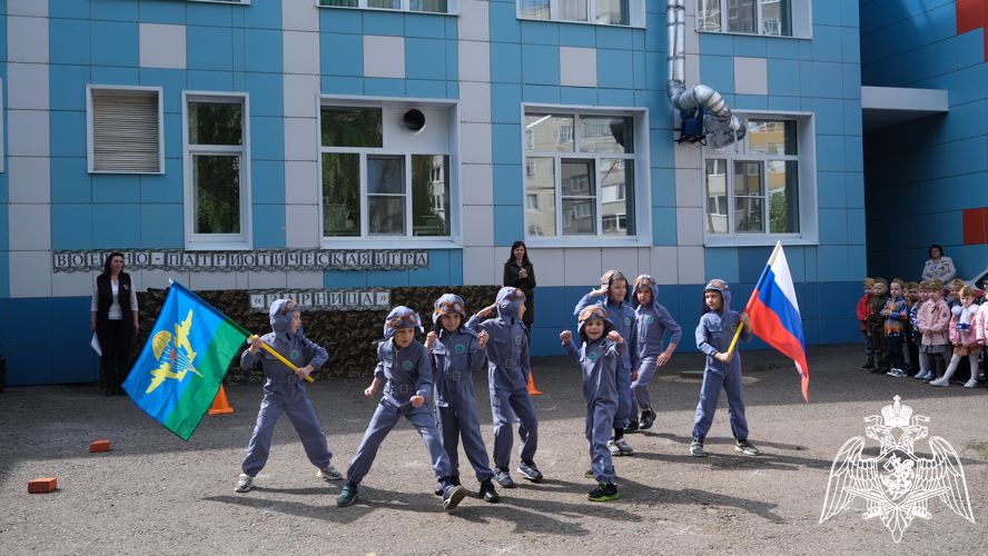 Росгвардейцы приняли участие в спортивной игре «Зарница», посвященной Дню Победы в Тамбове