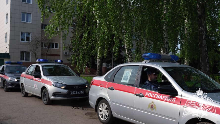 Росгвардейцы присоединились к Всероссийской акции «Бессмертный автополк» в Тамбовской области