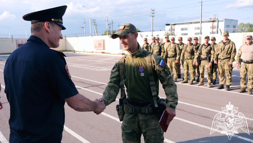 Росгвардейцам - участникам СВО вручили государственные и ведомственные награды в Тамбове