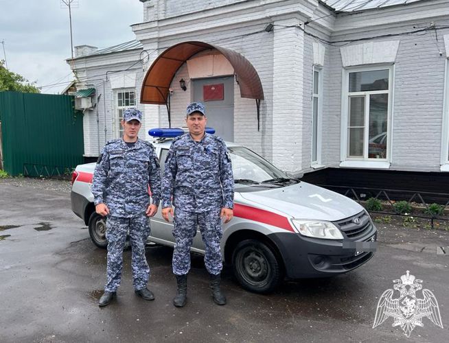  Росгвардейцы задержали гражданина, подозреваемого в краже алкоголя в Тамбовской области