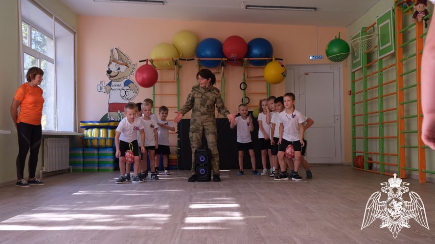 Росгвардейцы провели спортивно-познавательное мероприятие для дошкольников в Тамбове
