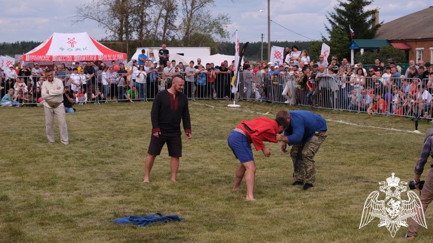 Росгвардейцы обеспечили правопорядок во время проведения ежегодного праздника «Атмановские кулачки» в Тамбовской области