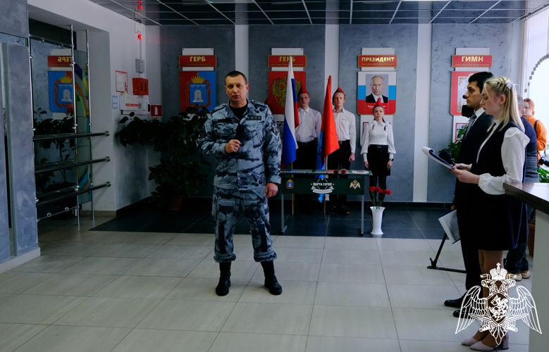 В Тамбовской школе открыли «Парту Героя» в память о погибшем сотруднике ОМОН