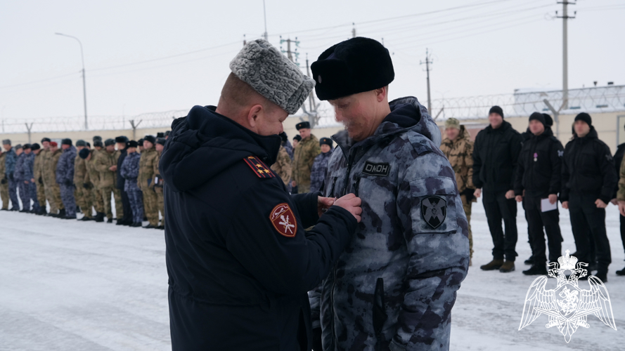 Мужество и профессионализм росгвардейцев отмечены государственными наградами в Тамбове