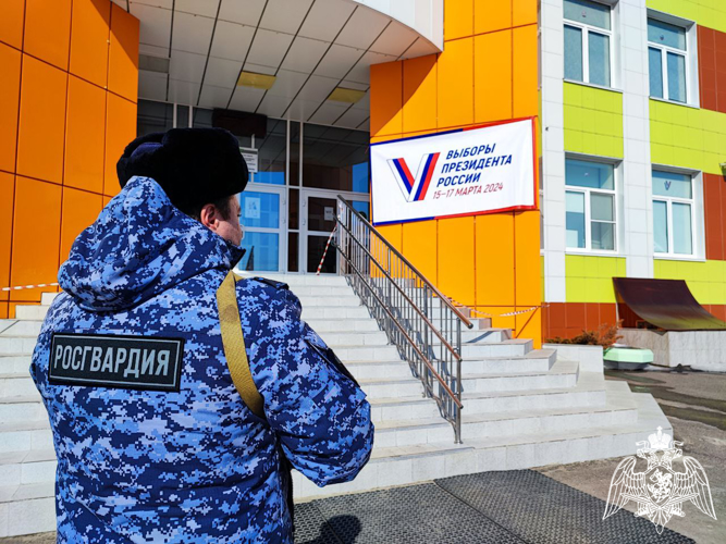 Росгвардейцы приняли участие в обеспечении общественной безопасности при проведении президентских выборов в Тамбовской области