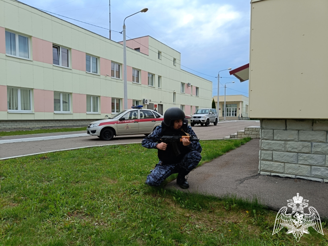 Среди росгвардейцев определили лучших сотрудников вневедомственной охраны в Тамбове