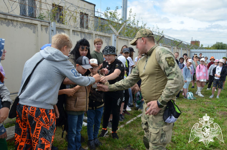 Мероприятия в рамках акции «Каникулы с Росгвардией» продолжаются в Тамбове