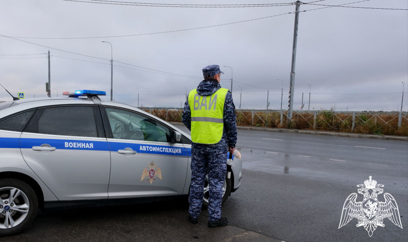 Автоинспекторы Росгвардии провели профилактическое мероприятие с водителями ведомства в Тамбове