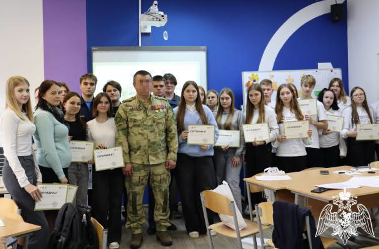 Сотрудник Росгвардии принял участие в слете волонтеров Всероссийской молодежной акции в Тамбове