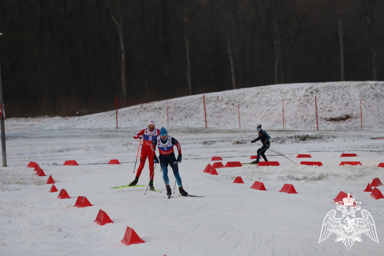 Росгвардейцы из Тамбова стали серебряными призерами чемпионата по зимнему офицерскому троеборью в Туле