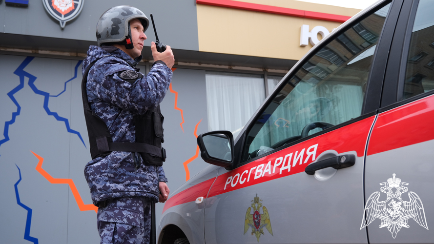 Потерявшегося ребенка разыскали росгвардейцы в Тамбове
