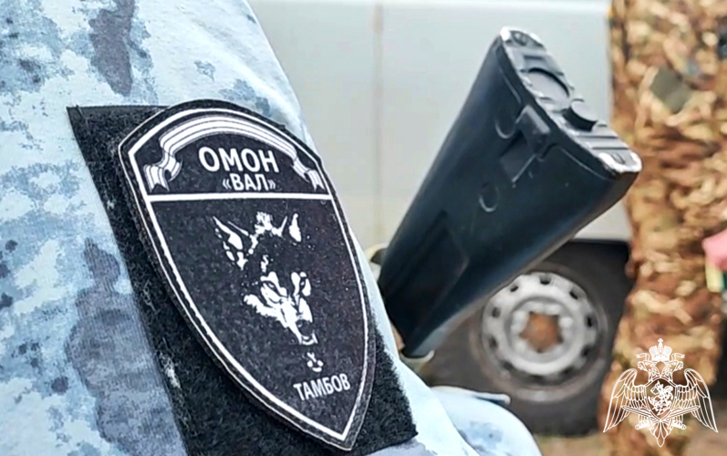При содействии тамбовского ОМОН Росгвардии проведены обыски в рамках уголовного дела о хищении денежных средств в крупном размере