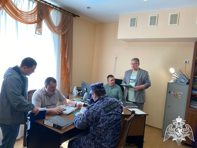 Росгвардейцы проверяют безопасность детских оздоровительных учреждений в Тамбовской области