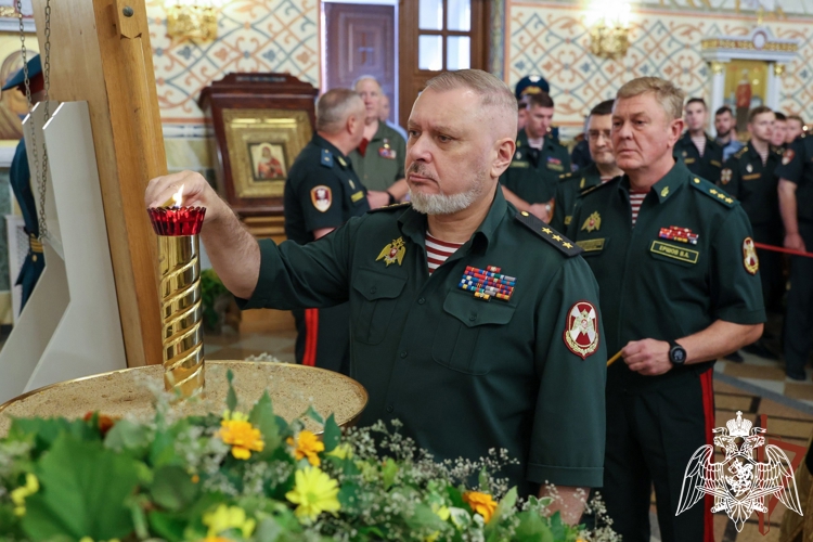 В День крещения Руси в главный храм Росгвардии доставили иконы небесных покровителей отрядов спецназа ведомства