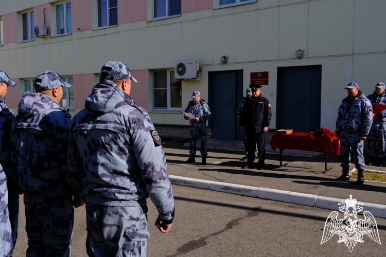Сотрудники ОМОН «Вал» Управления Росгвардии по Тамбовской области отмечают профессиональный праздник