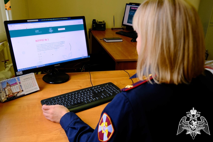 Тамбовские росгвардейцы приняли участие в просветительской акции «Большой этнографический диктант