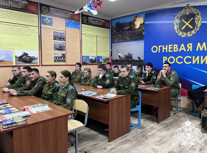 Росгвардейцы провели уроки по профориентации в образовательных учреждениях Тамбовской области