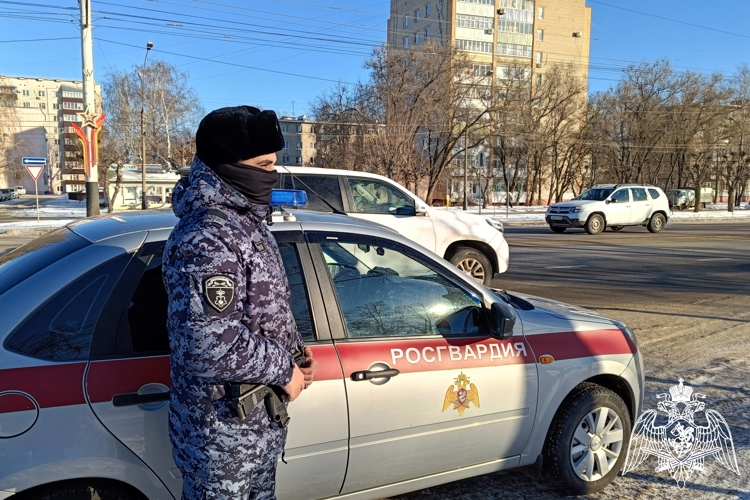 Росгвардейцы приняли участие в обеспечении общественной безопасности и правопорядка в новогоднюю ночь в Тамбовской области