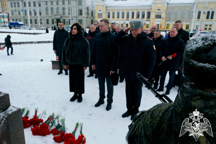 Начальник регионального управления Росгвардии принял участие в мероприятии, посвященном Дню тамбовских героев
