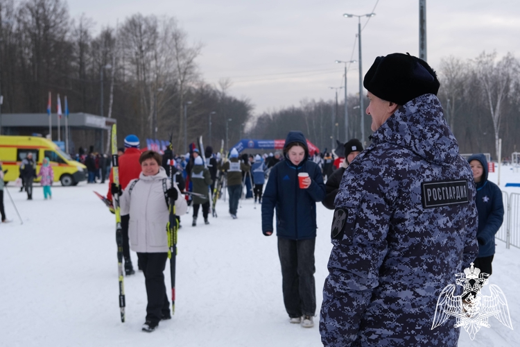 Росгвардейцы приняли участие в «Лыжне России — 2026» в Тамбове