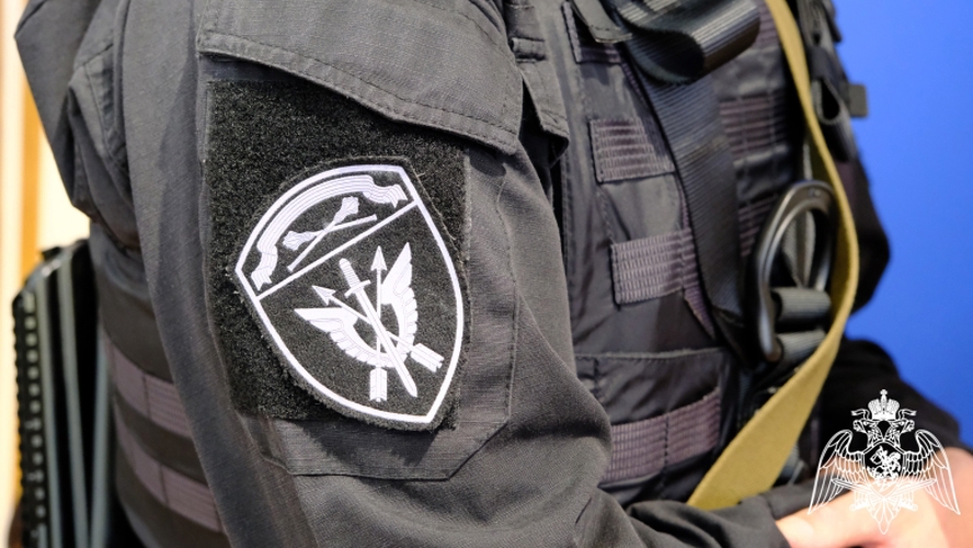 В Тамбове при содействии СОБР Росгвардии задержан бывший чиновник, подозреваемый в мошенничестве в особо крупном размере (видео)