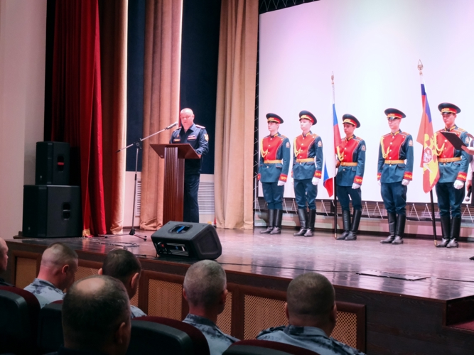 Росгвардейцы торжественно отметили юбилей ведомства в Тамбове