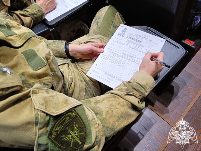 Росгвардейцы в восьмой раз приняли участие в акции «Диктант Победы» в Тамбовской области