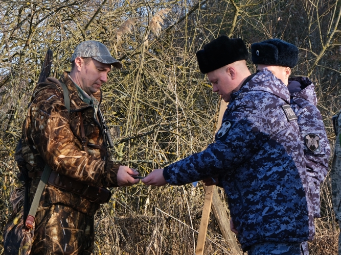Росгвардейцы провели профилактическое мероприятие «Оружие» в Тамбовской области