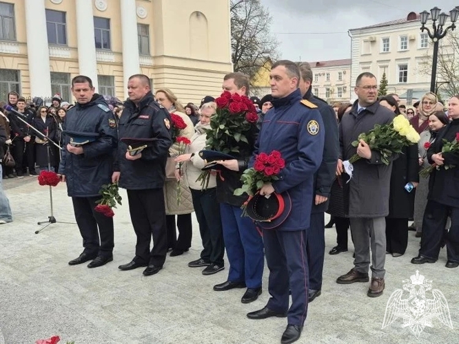 Начальник регионального управления Росгвардии принял участие в открытии памятника Гавриилу Державину в Тамбове
