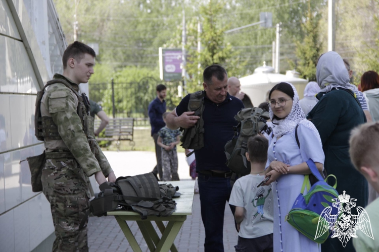 Росгвардейцы организовали патриотическое мероприятие для воспитанников воскресной школы города Тамбова 