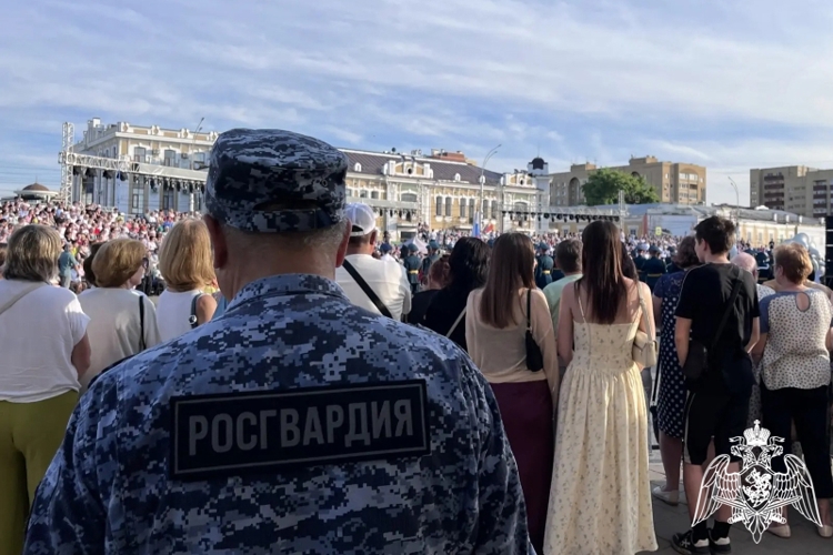 Росгвардейцы обеспечили охрану правопорядка во время проведения XIV Международного фестиваля духовых оркестров в Тамбове