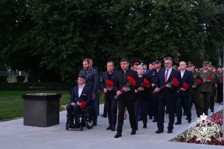Росгвардейцы стали участниками патриотических акций в честь Дня памяти и скорби в Тамбове