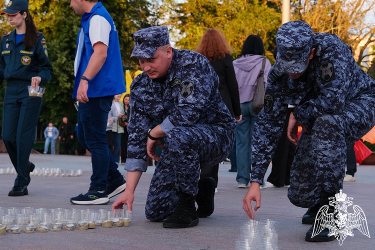 Росгвардейцы стали участниками патриотических акций в честь Дня памяти и скорби в Тамбове
