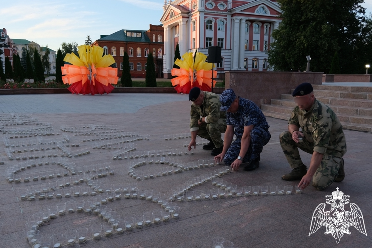 Росгвардейцы стали участниками патриотических акций в честь Дня памяти и скорби в Тамбове
