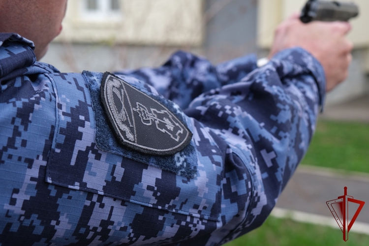 Росгвардейцы около 90 раз выезжали по сигналу «тревога» за неделю в Тамбовской области