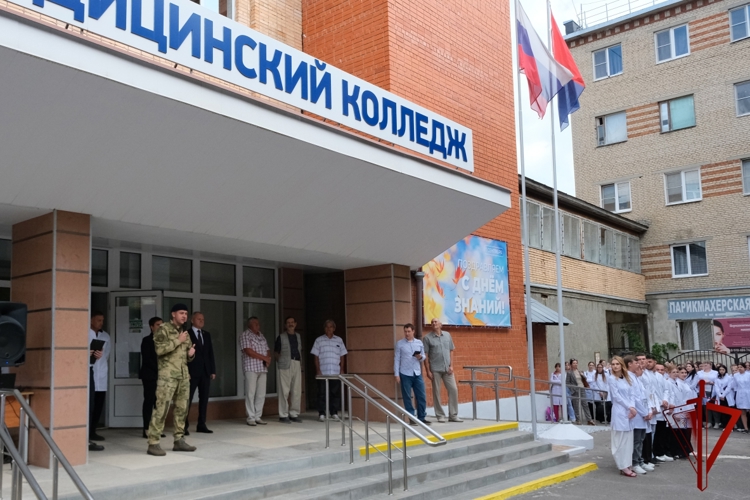 Росгвардейцы приняли участие в мероприятиях в честь Дня знаний в Тамбове