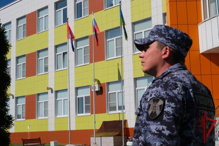 Росгвардейцы приняли участие в обеспечении безопасности выборов в Тамбовской области